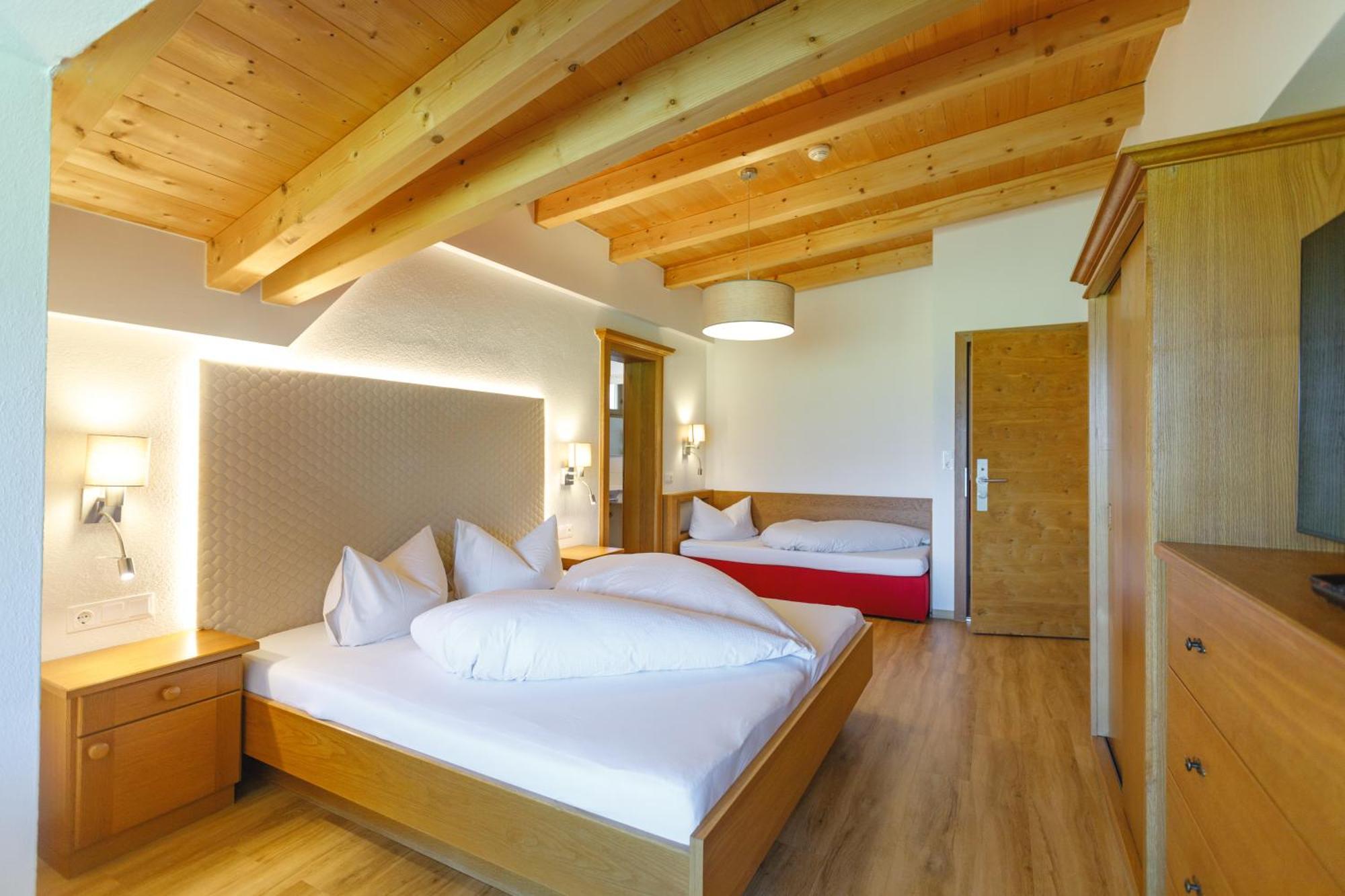 Hin&Weg Das Aparthotel 齐勒河谷的里德 外观 照片
