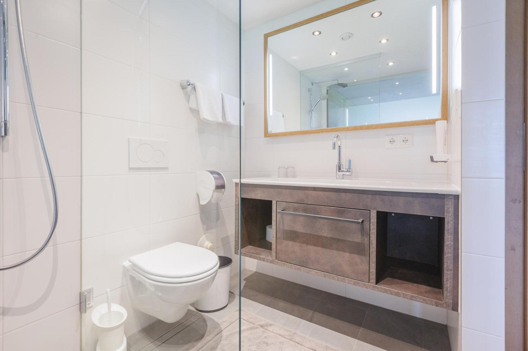 Hin&Weg Das Aparthotel 齐勒河谷的里德 外观 照片