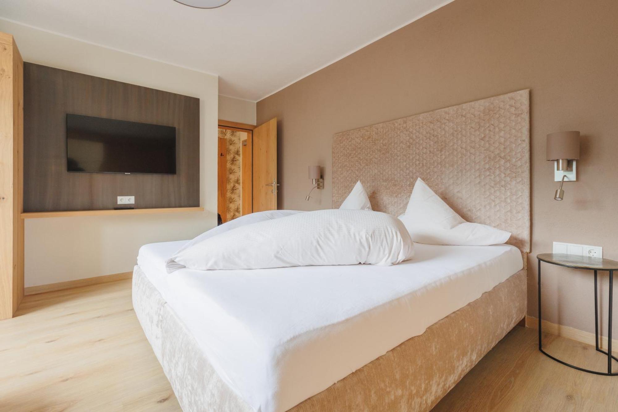 Hin&Weg Das Aparthotel 齐勒河谷的里德 外观 照片