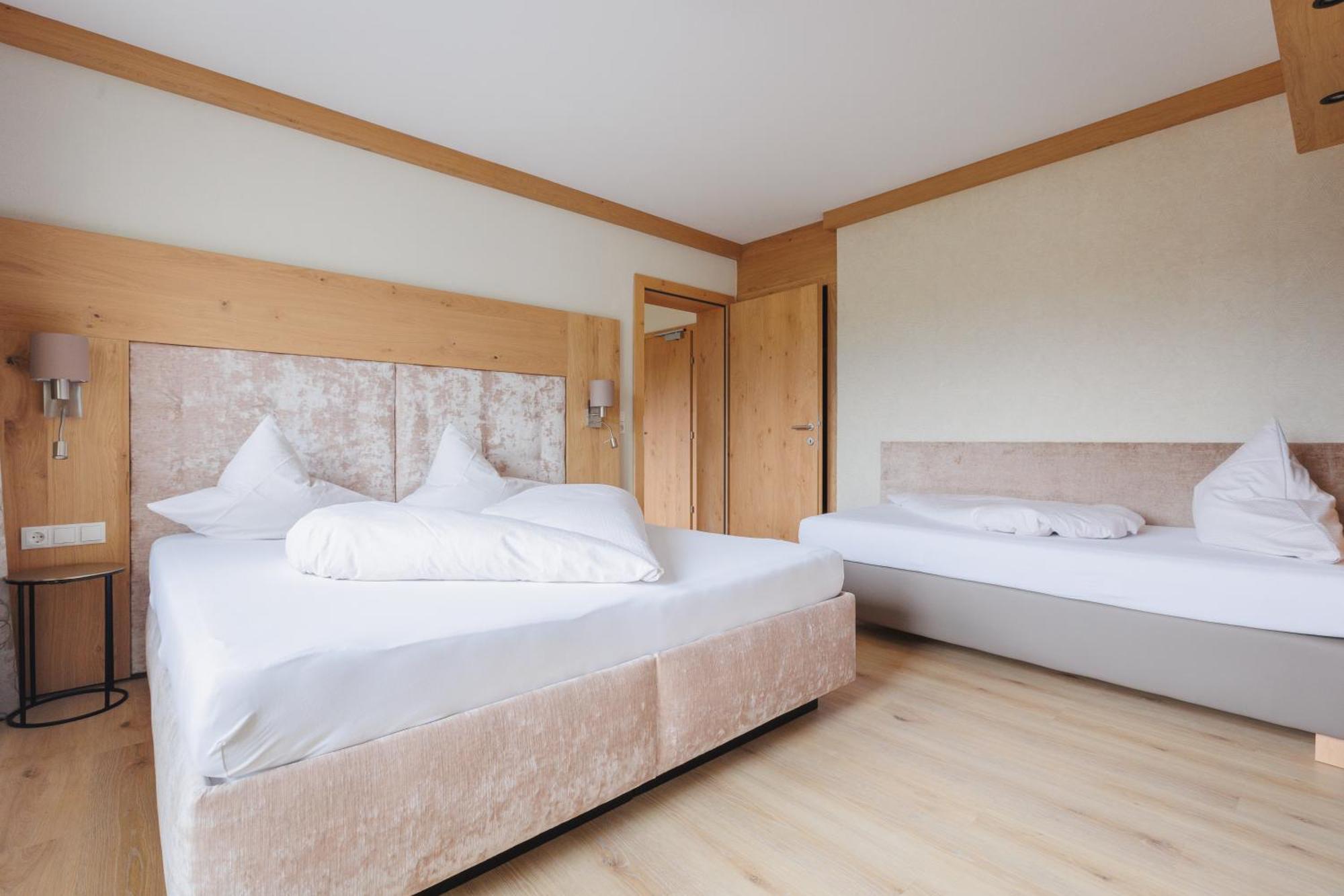 Hin&Weg Das Aparthotel 齐勒河谷的里德 外观 照片