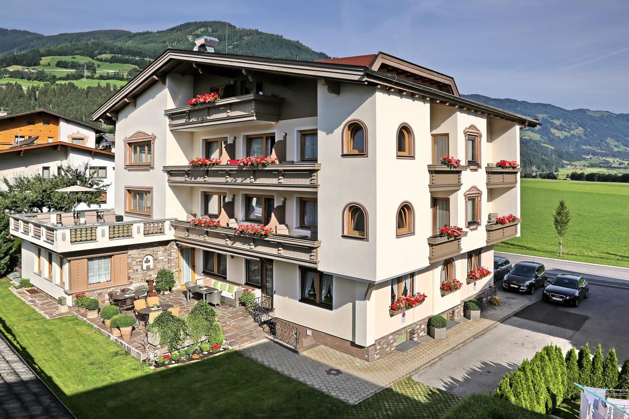 Hin&Weg Das Aparthotel 齐勒河谷的里德 外观 照片